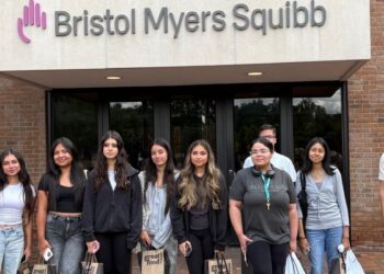 Felician University Hosts STEM Summer Pipeline Program for Local High School Students